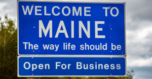 Welcome-to-Maine-sign