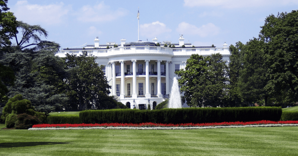White House Building front lawn
